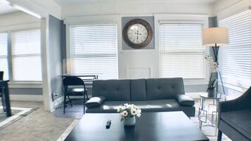 Smart TV, streaming services