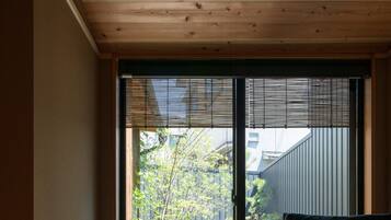 Tavanomainen talo, 3 makuuhuonetta, keittiö, näköala puutarhaan | Näkymä huoneesta