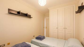 2 sovrum, strykjärn/strykbräda, gratis wi-fi och sängkläder