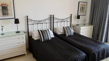 1 chambre, fer et planche Ă repasser, Wi-Fi gratuit, draps fournis