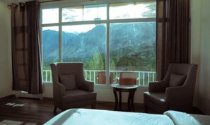 Executive Double Room | Mountain view