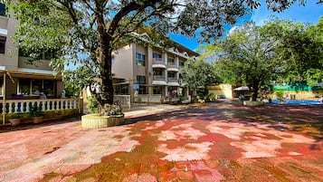 Family Villa | Garden view
