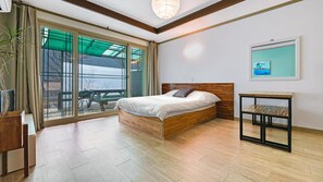 Basic Room, 1 Bedroom (102Ho) | 1 bedroom, free WiFi - Gapyeong Hutan Pension (Gapyeong)