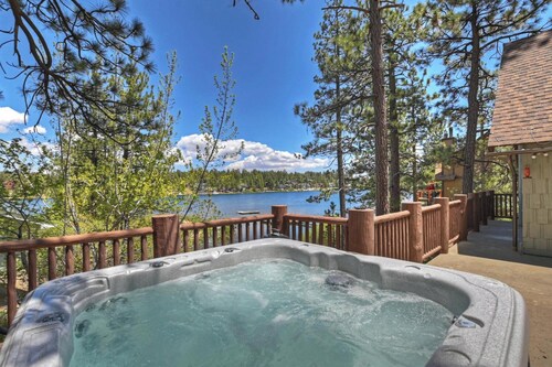 Private Boat Dock! Views! HOT TUB! Foosball! Historic Features! Updated Kitchen!