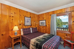 5 bedrooms, WiFi, bed sheets