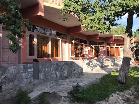 Fachada de la propiedad