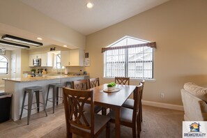 Dining - 2 BR Penthouse Condo Near the Strip ~ 2 Pools ~ FREE TICKETS INCLUDED! (FHE-17) (Branson)