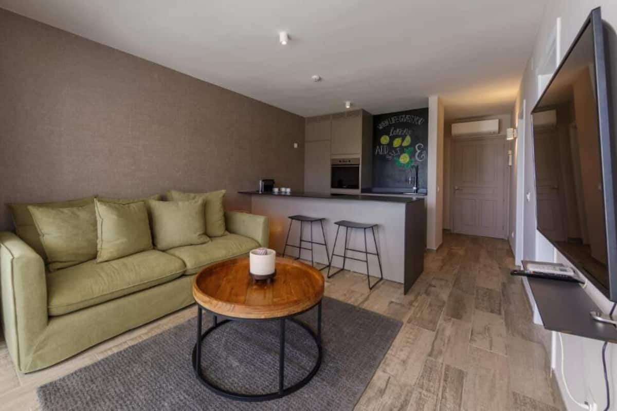 32-Zoll-Fernseher mit Kabelempfang