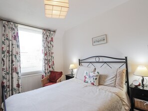 Cottage | Individually decorated, individually furnished, free WiFi