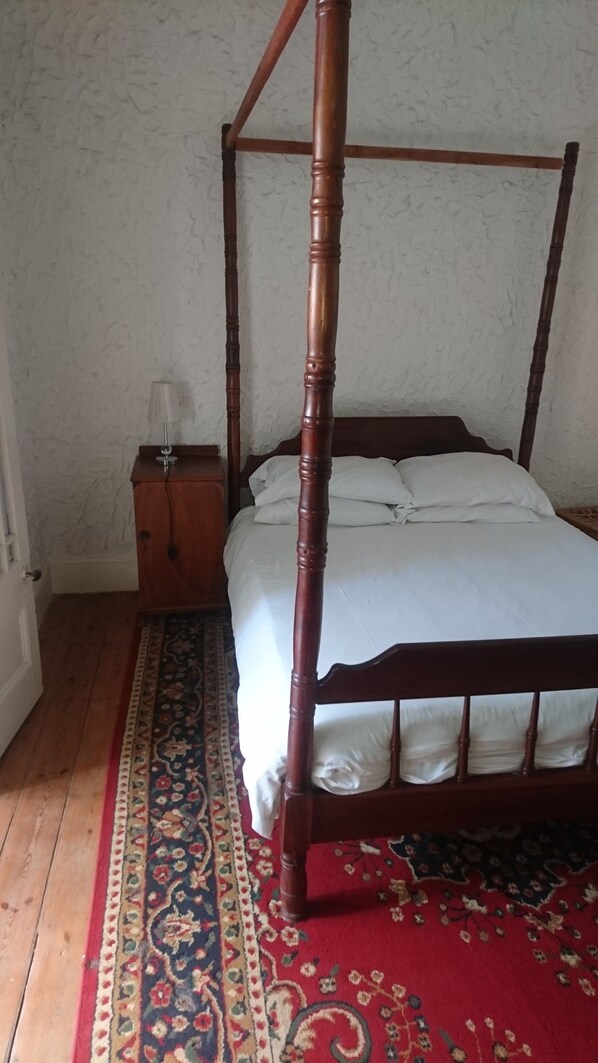 WiFi - Old Classic House in Suburbs  (Bulawayo)