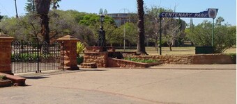 Old Classic House in Suburbs 