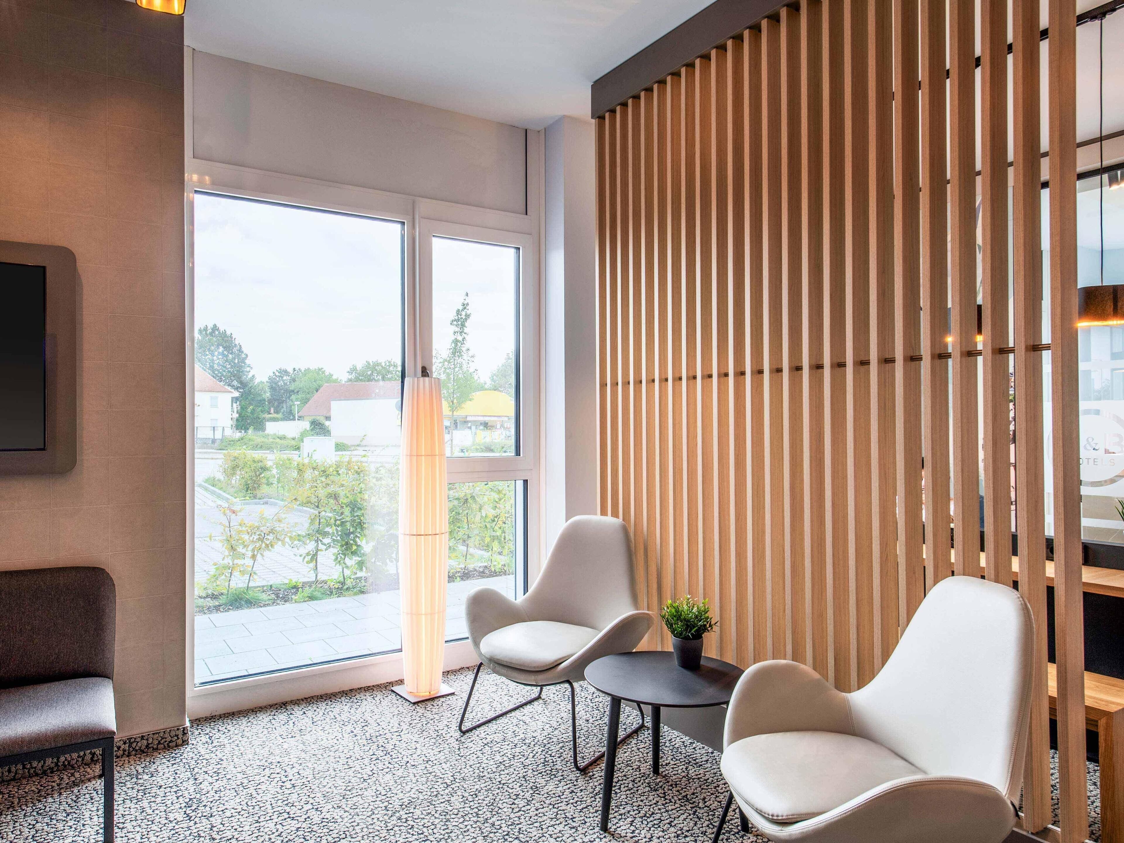 Ropa de cama de alta calidad, escritorio, sistema de insonorización