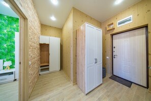 1 bedroom, hypo-allergenic bedding, individually decorated - More Apartments na Kuvshinok 8 - 2 (Sirius)