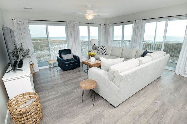 Beautiful living area with views galore!