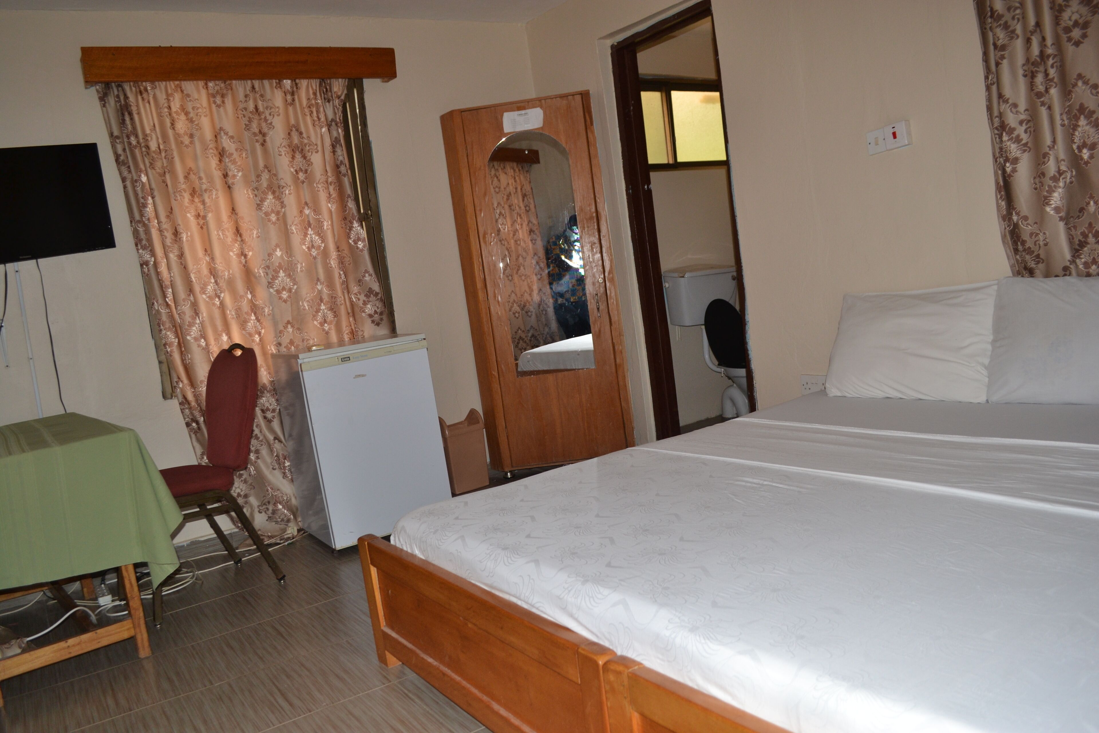 1 soverom, strykejern/-brett, wi-fi og sengetøy