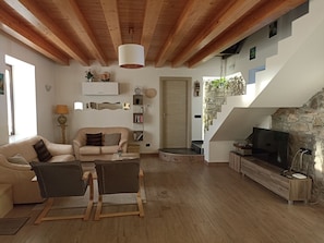 TV connectée, cheminée