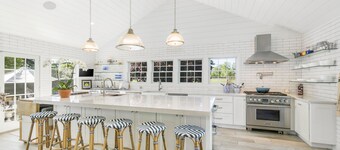 Westhampton Beach Stunning One Level Home 