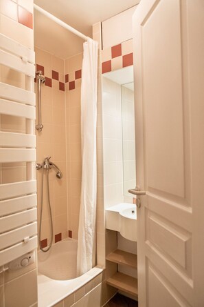 星評価なしの画像、2 / 17、ボタン