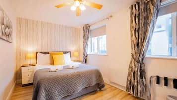 2 bedrooms, iron/ironing board, travel crib, free WiFi