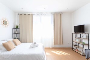 Fer et planche à repasser, Wi-Fi, draps fournis