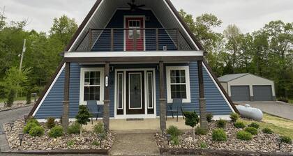 A-Frame of Mind is a perfect cozy getaway in a lakeside community!