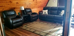 智能電視、電子遊戲