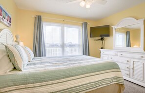2 bedrooms, iron/ironing board, WiFi, bed sheets - New Owner Listing! 900' to PRIVATE Beach Access! Gulf & Mobile Bay Views! (Gulf Shores)