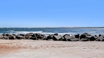 Beach nearby, beach towels