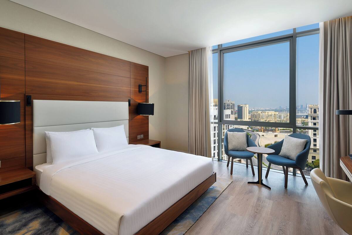 Room, 1 King Bed, City View