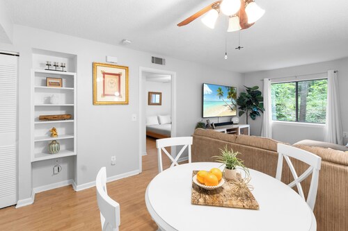 Your Cozy Clemson Condo