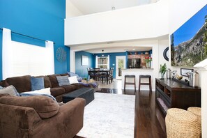 Smart TV - Relaxation & amazing views that will have you feeling like you’re in Paradise (San Antonio)