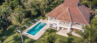 Villa Los Cocos-Tortuga Bay : French flair near the beach  