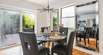 BlackBerry Private home with jacuzzi yearlong