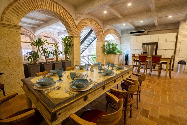 Dining - Beautiful 5 Bedroom House w/Pool in Walled City (Bolívar)