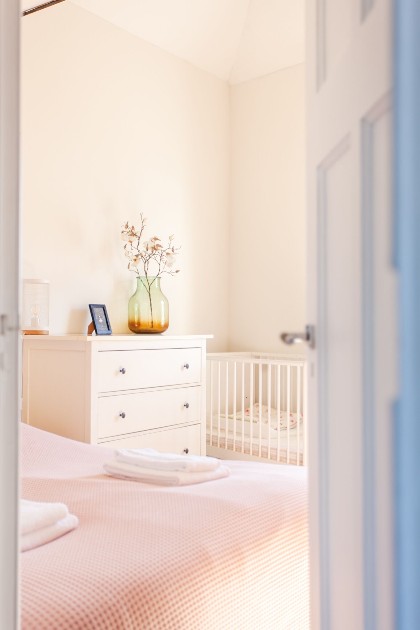 3 chambres, fer et planche à repasser, Wi-Fi gratuit, draps fournis