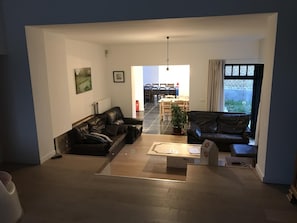 TV, fireplace, ping pong, stereo - 16P 7B Villa Daelhoeve  with Pool & Sauna & Hottub (Heers)