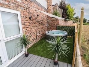 Cottage | Interior - Slitting Mill Annex (Rugeley)