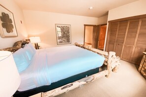 Townhome, Multiple Beds, Mountain View (Red Hawk Townhomes 2338)