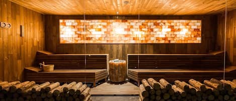 Sauna, steam room, Turkish bath/hammam, massages