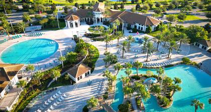 4 Bedroom ChampionsGate Townhome w/Private Pool & Resort Amenities Included!