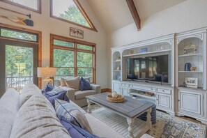 Smart TV, fireplace, video games, ping pong