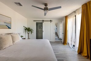 2 bedrooms, iron/ironing board, travel cot, WiFi