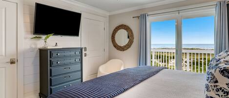 3 bedrooms, iron/ironing board, travel cot, free WiFi