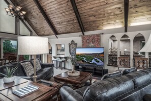 Estudio (4 Bedrooms) | Servicio de la propiedad