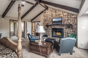 Studio (4 Bedrooms) | Property amenity