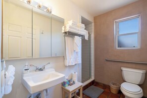House (1 Bedroom) | Property amenity