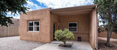 House (1 Bedroom) | Property amenity