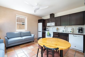 House (1 Bedroom) | Property amenity - Casa Columbia by Kokopelli Property Management (Santa Fe)