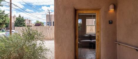 House (1 Bedroom) | Property amenity