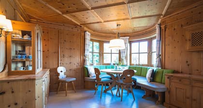 Chalet Crown of the Alps, Lake view & garden